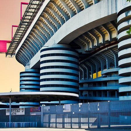 San Siro Metropolis House Completamente Smart Apartment มิลาน ภายนอก รูปภาพ